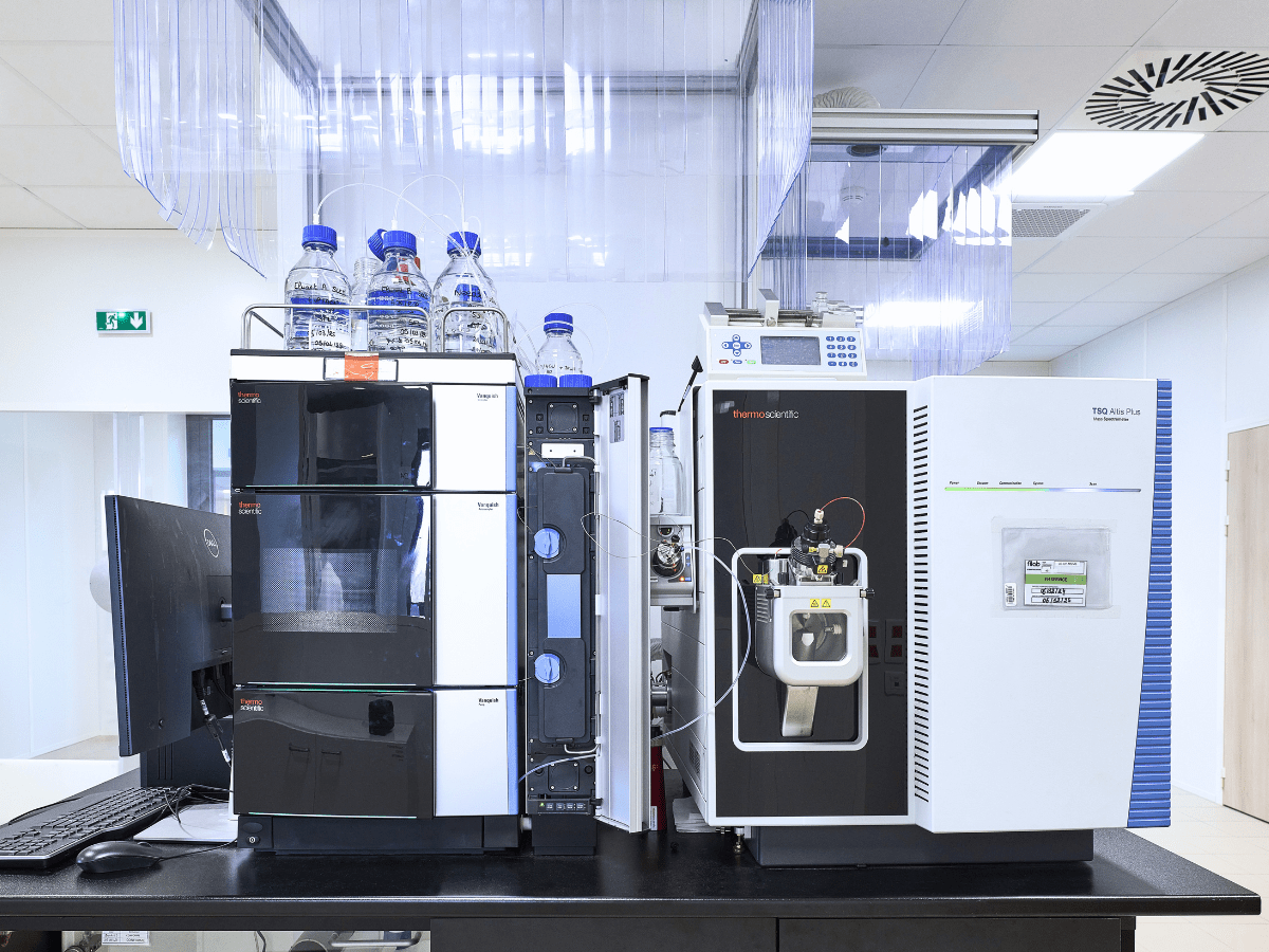 HPLC MSMS-min
